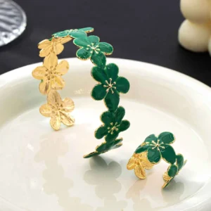 Emerald Green Floral Bracelet & Finger Ring Set